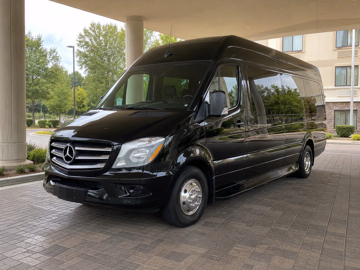 chandler give your group a better prom ride with chandler prom bus rentals
