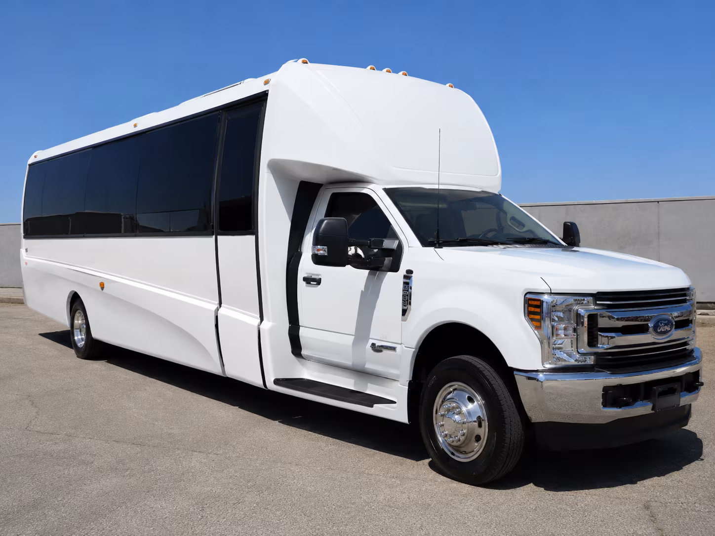compare bus rentals in peoria the easy way