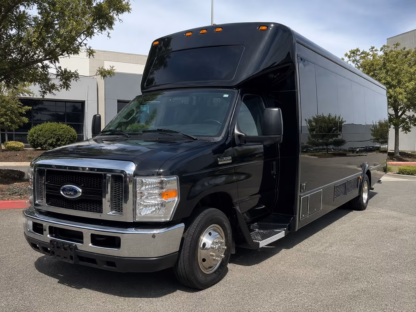 peoria party bus rental 2