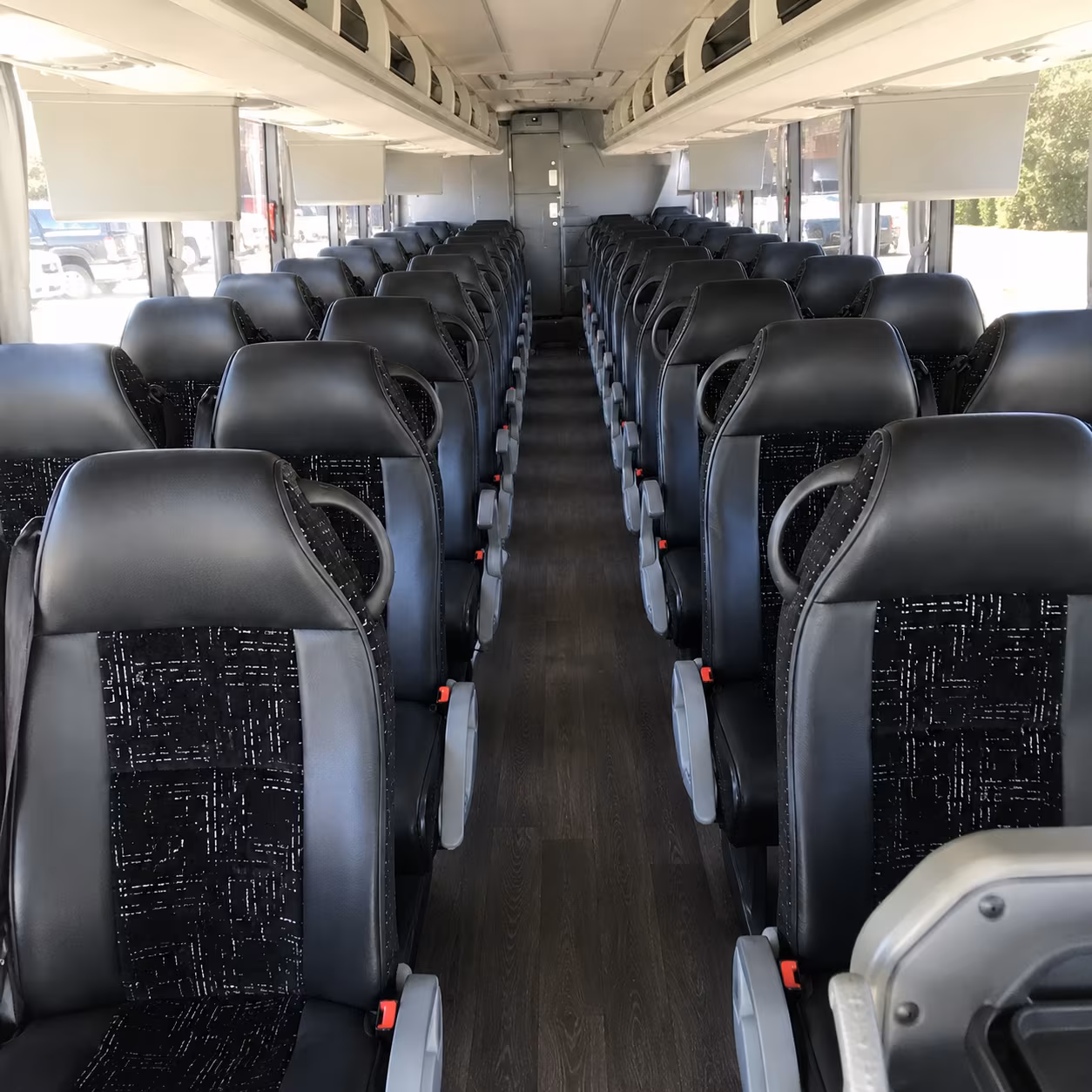 peoriacharterbuscompany com is ready to help you find concert transportation in peoria tonight